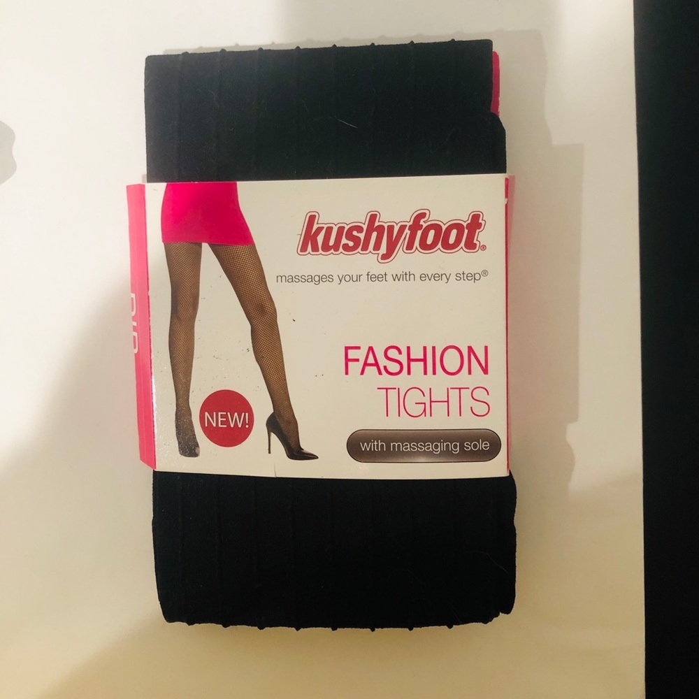 CLOSET CLEANOUT PRICE DROP ‼️ BLACK TIGHTS W/ RIBBED DETAIL / MED / NEW!